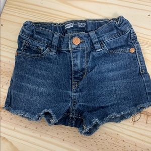 Girls denim shorts size 3T